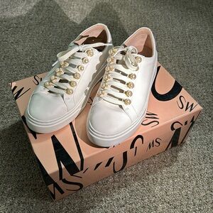 Cute and comfy sneaker